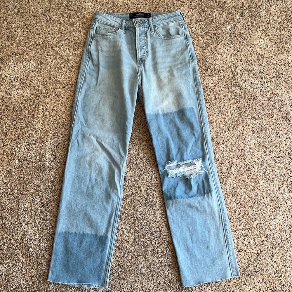 Hollister Ultra High-Rise Vintage Straight Jeans